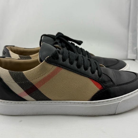Burberry Tan and Black Sneakers with Diagonal Stripe Authentic - Picture 4 of 9